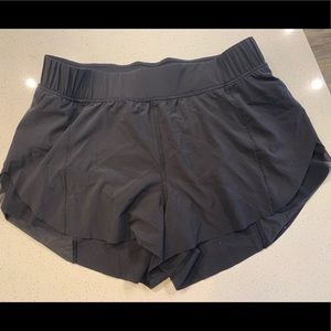 Lululemon hotty hot shorts - black